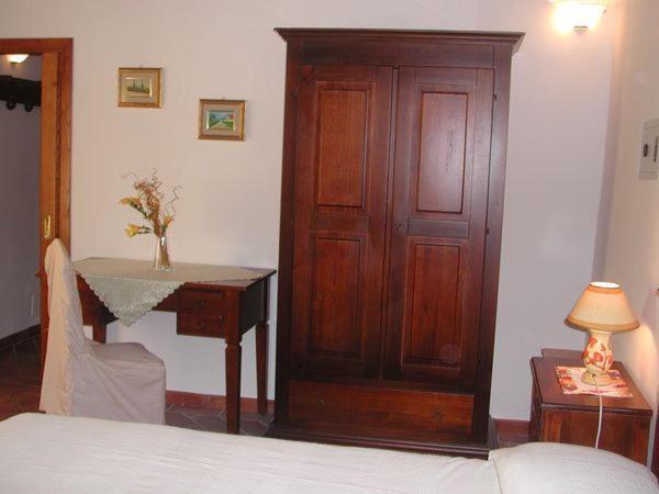 Pensjonat Casale Il Colombaio Di Toiano Valli Zewnętrze zdjęcie